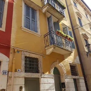 dimora-scaligera-luxury-apartment.hotelinveneto.com/